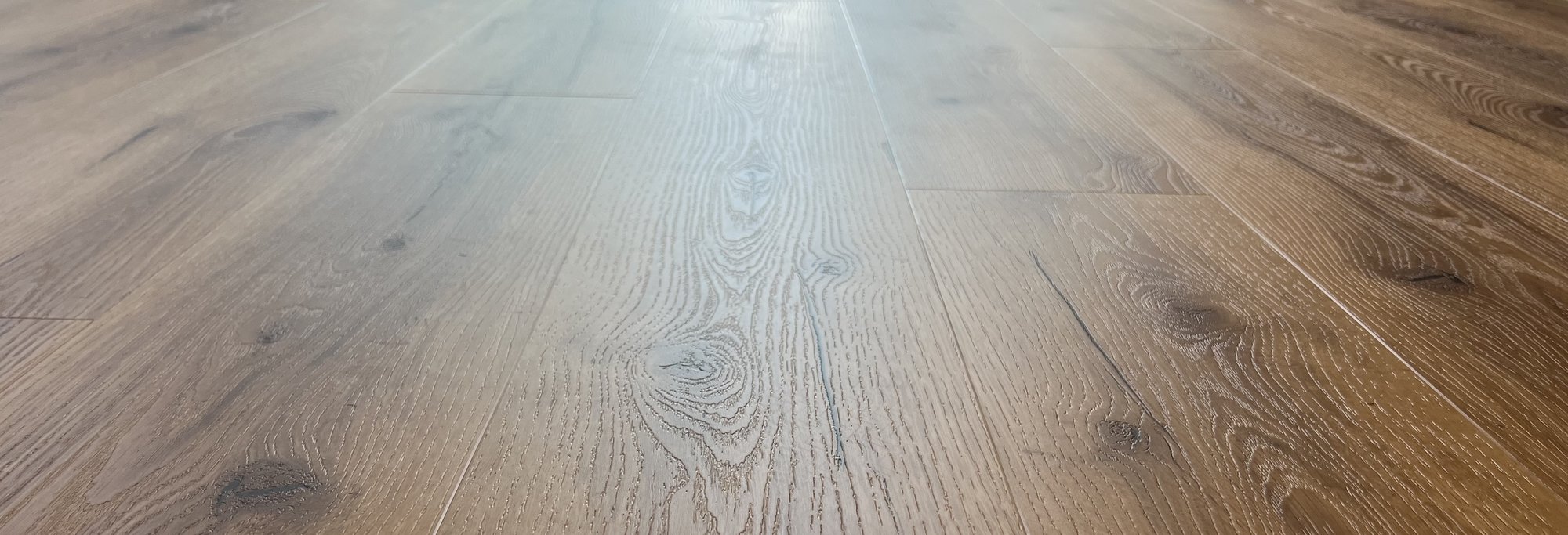 Shop Flooring Products from Carpet & Vinyl in Gloucestershire & Cotswolds